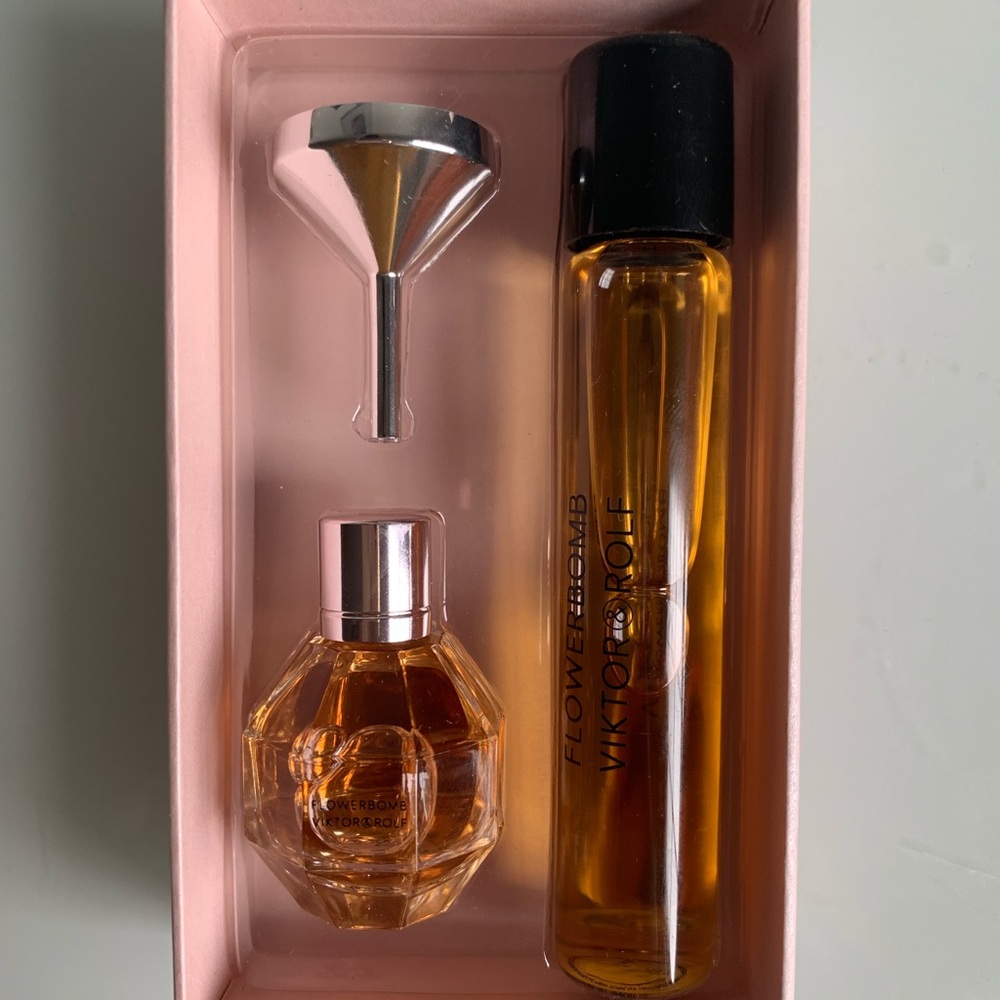 Flower Bomb Rollerball and Refill Kit